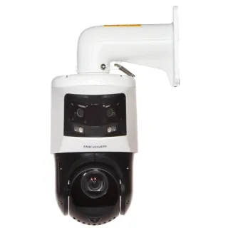 Zewnętrzna kamera IP szybkoobrotowa Hikvision z białą obudową i dwoma widocznymi obiektywami. Kamera jest zamontowana na białym uchwycie ściennym.