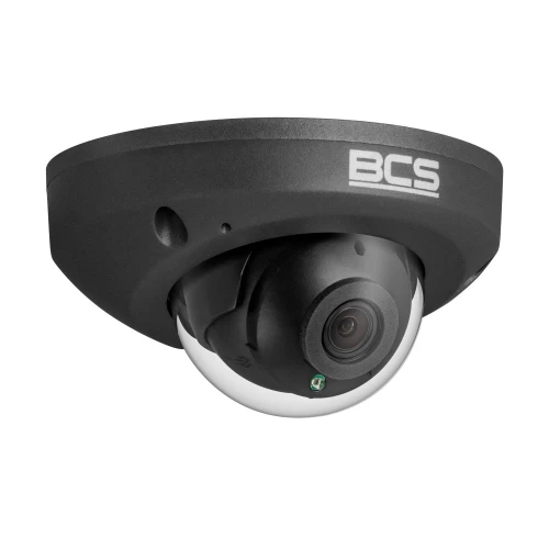 Kamera kopułowa IP 2MPX marki BCS w czarnej obudowie z widocznym obiektywem i logo producenta. Urządzenie ma nowoczesny design i jest przeznaczone do monitoringu.