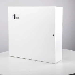 Outlet [39]: Zasilacz buforowy dla 4 kamer BCS-UPS/A4/E