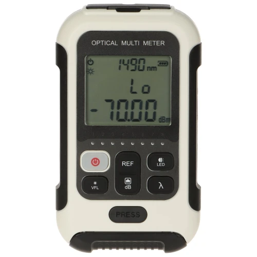 Na zdjęciu znajduje się optyczny miernik wielofunkcyjny z wyświetlaczem pokazującym wartości pomiarowe w nanometrach i decybelach. Urządzenie ma kilka przycisków funkcyjnych oraz oznaczenia LED i VFL.