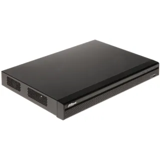 Czarny rejestrator IP Dahua NVR4216-4KS3 z widocznymi otworami wentylacyjnymi po bokach. Na przednim panelu znajduje się logo Dahua oraz port USB.