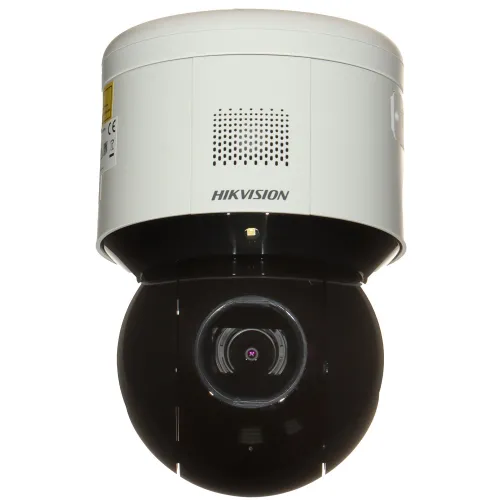 Kamera monitoringu Hikvision w kolorze białym z czarną kopułą, widziana od dołu. Urządzenie ma cylindryczny kształt z widocznym obiektywem w centralnej części.