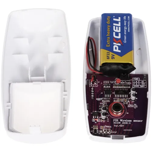 Zdjęcie przedstawia otwarty czujnik bezprzewodowy z widoczną płytką elektroniczną i baterią 9V w środku. Obok znajduje się zdjęcie tylnej części obudowy czujnika.