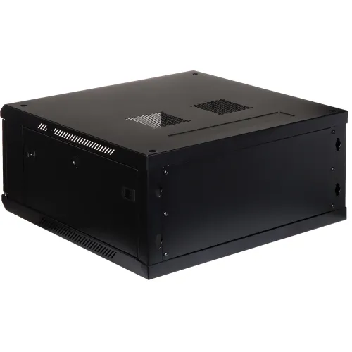 Czarna, metalowa obudowa rackowa widziana z tyłu, z otworami wentylacyjnymi na górze. Obudowa ma prostokątny kształt i jest przeznaczona do montażu w szafie serwerowej.