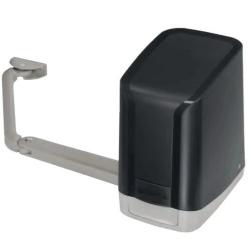 Na zdjęciu znajduje się czarny napęd do bram skrzydłowych z metalowym ramieniem. Urządzenie ma nowoczesny design i kompaktową formę.